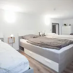 Treffpunkt Gruppenhaus Fuer 22 Personen Mit Grossem Aufenthaltsraum Und Kueche * Βίντερμπεργκ