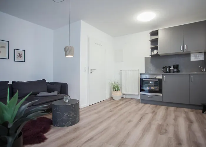 別荘 Treffpunkt Gruppenhaus Fuer 22 Personen Mit Grossem Aufenthaltsraum Und Kueche ヴィンターベルク