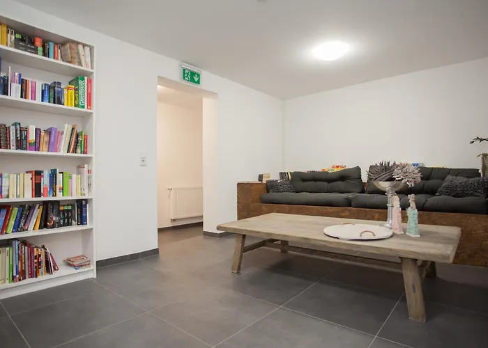 Treffpunkt Gruppenhaus Fuer 22 Personen Mit Grossem Aufenthaltsraum Und Kueche 別荘 ヴィンターベルク