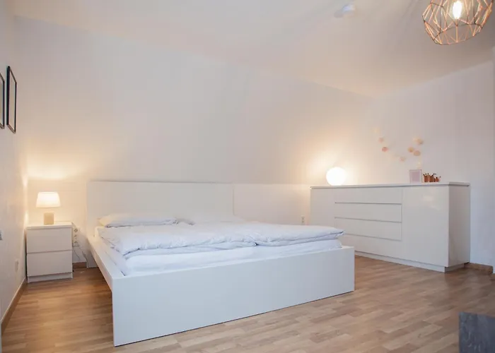 別荘 Treffpunkt Gruppenhaus Fuer 22 Personen Mit Grossem Aufenthaltsraum Und Kueche *